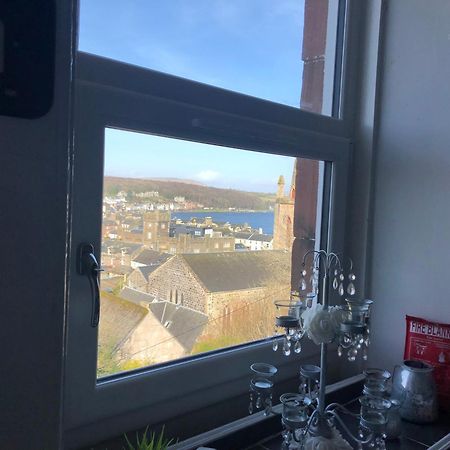 Captivating 2-Bed Apartment In Isle Of Bute ロスシー エクステリア 写真
