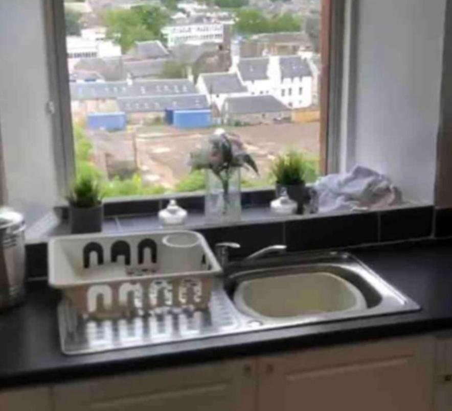 Captivating 2-Bed Apartment In Isle Of Bute ロスシー エクステリア 写真