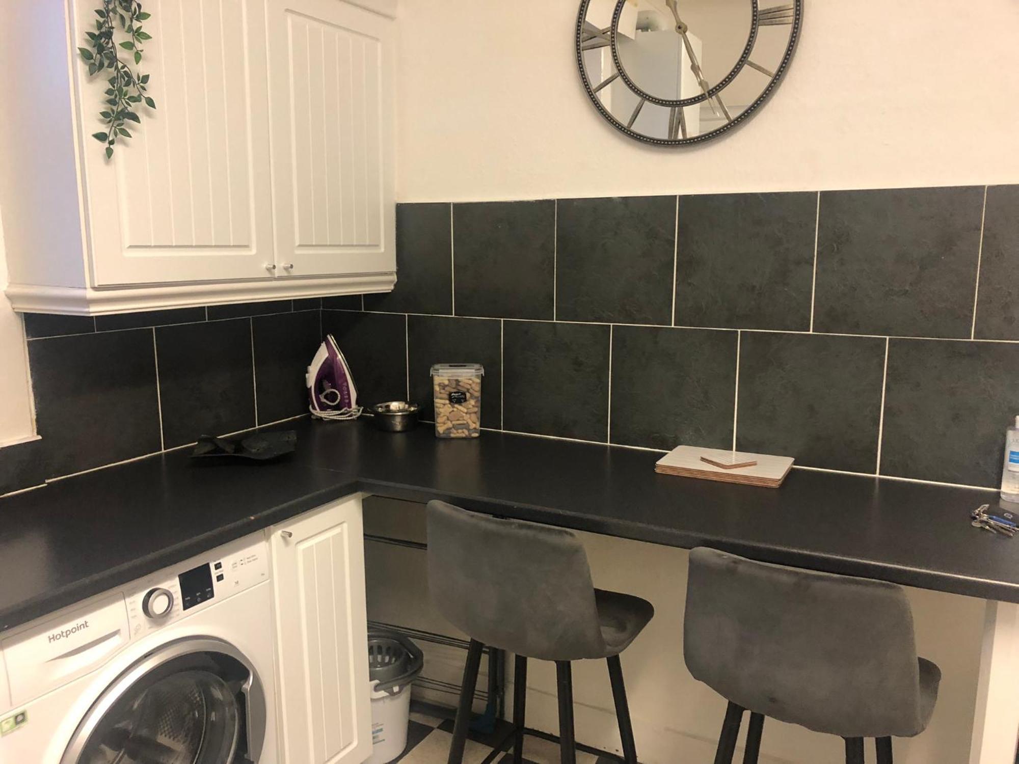 Captivating 2-Bed Apartment In Isle Of Bute ロスシー エクステリア 写真