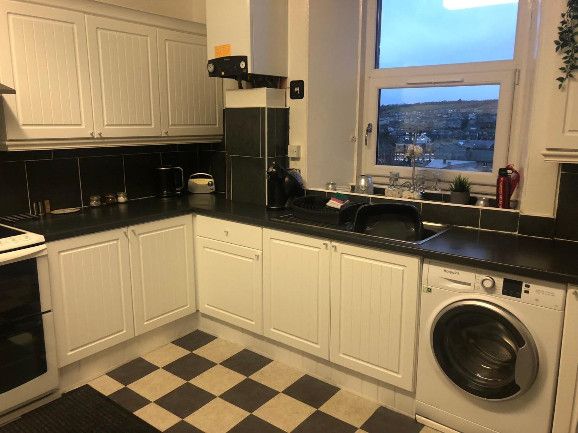 Captivating 2-Bed Apartment In Isle Of Bute ロスシー エクステリア 写真